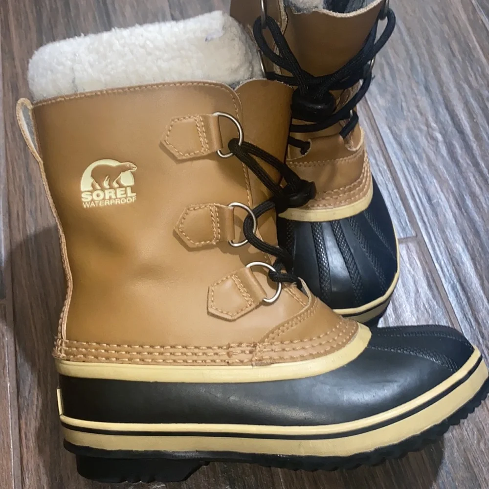 COPY - Sorel Caribou waterproof boots